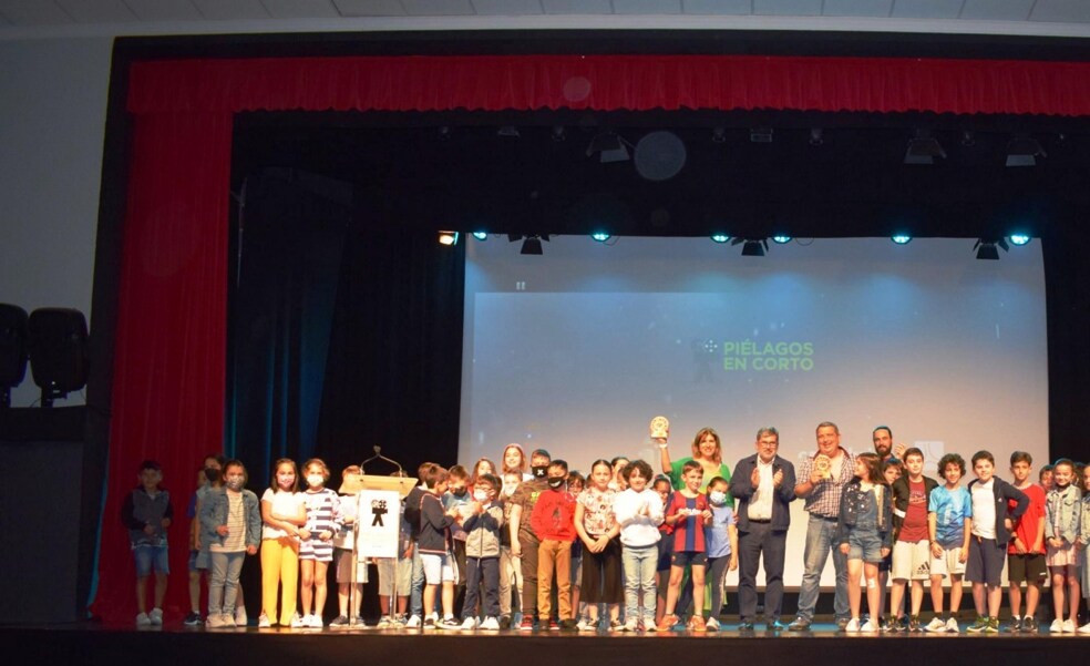 Los colegios Antonio Robinet y Virgen de Valencia logran el premio El Madero
