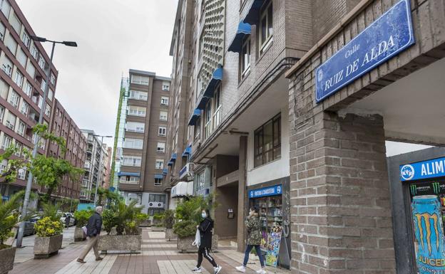 Zuloaga dice que el Gobierno utilizará «todas sus herramientas» para que Santander cumpla la Ley de Memoria Histórica