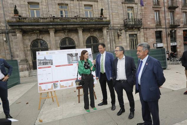 Empiezan los trabajos para asegurar el Palacio municipal de Torrelavega