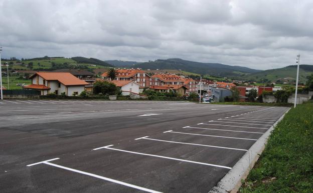 El aparcamiento del instituto San Miguel de Meruelo estará listo en junio
