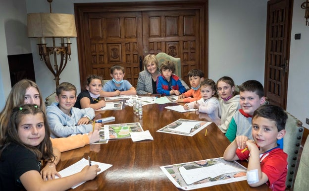 Los niños de Camargo diseñarán el futuro parque infantil de Revilla
