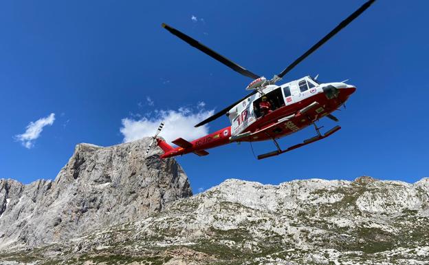 Dos montañeros guipuzcoanos, rescatados tras quedarse enriscados en Peña Vieja