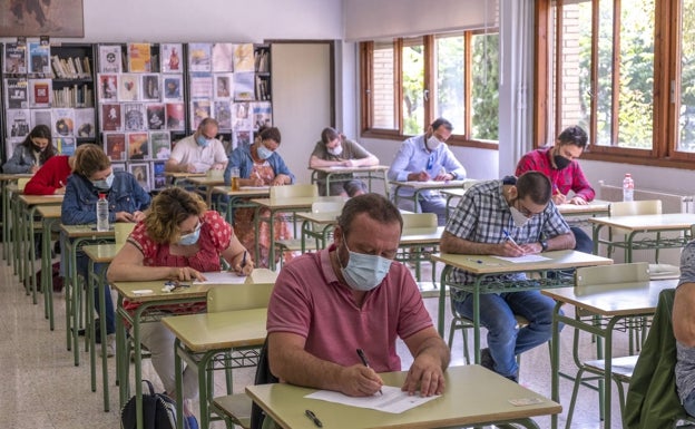 Educación plantea al Ministerio un sistema que limite el movimiento de los interinos en las oposiciones