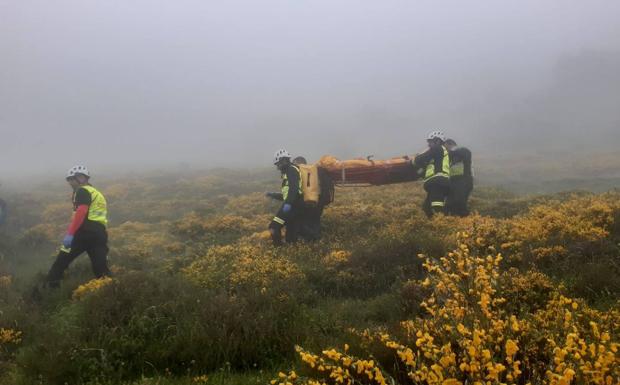 Rescatado otro ciclista en el monte tras sufrir una caída en el entorno de Cucayo