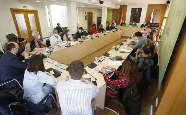 La oposición exige una comisión de investigación sobre los fondos de empleo perdidos en 2017