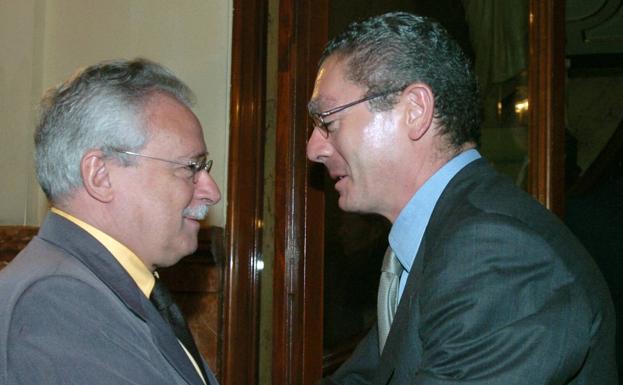 Alberto Ruiz-Gallardón y Joaquín Leguina analizan hoy en Santander la actual crisis económica