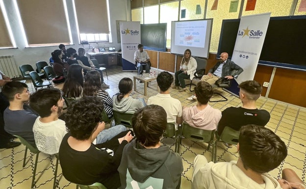 Víctimas del terrorismo llevan su drama al aula