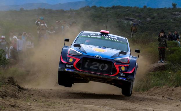 Dani Sordo busca su tercera victoria en el Rally de Cerdeña