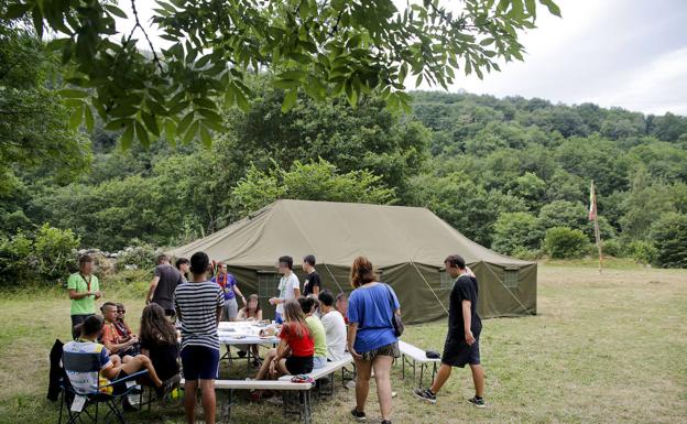 Campamentos: Una «avalancha» de «llamadas y llamadas» para reservar plaza