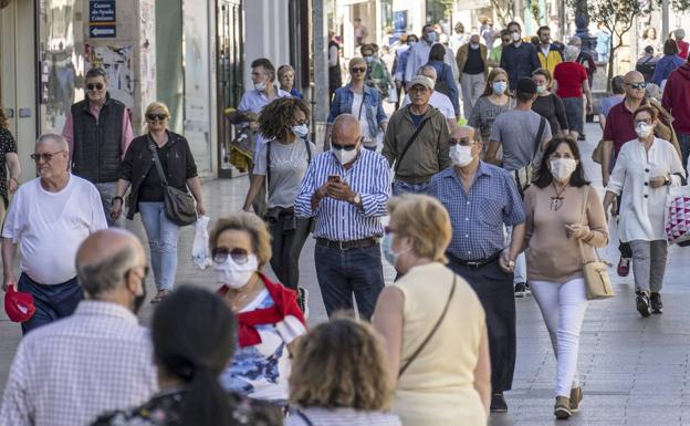 Más de 180.000 personas en Cantabria dependen de las arcas públicas para sus ingresos mensuales