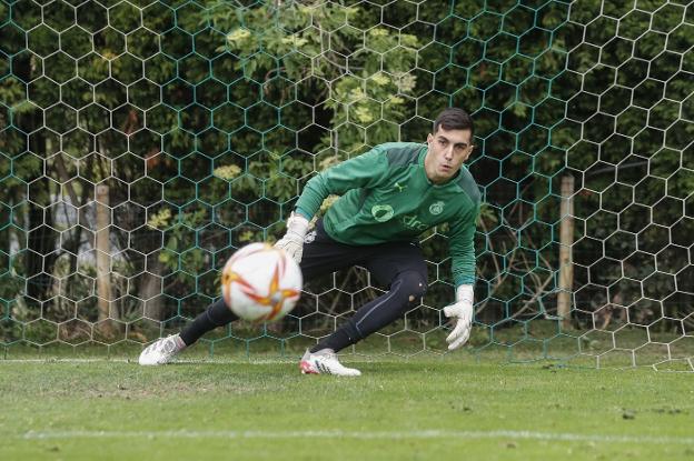 Lucas Díaz sigue sin oferta para renovar y el club busca portero