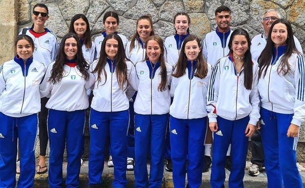 Las cadetes del Club Voleibol Laredo luchan este fin de semana por el Campeonato de España