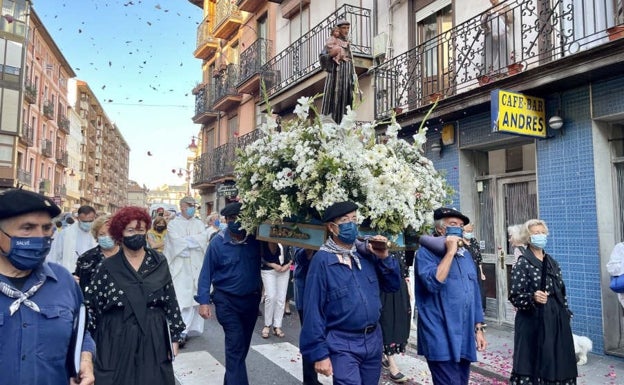 Laredo restaura la histórica talla de San Antonio