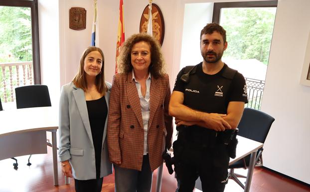 Comillas ya cuenta con una nueva agente de la Policía Local