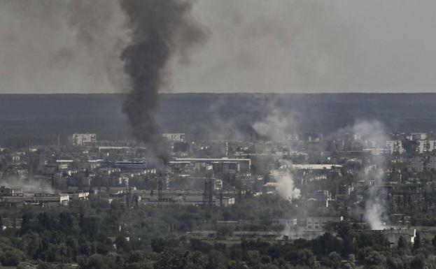 Los defensores de la planta química Azot de Severodonetsk rechazan rendirse