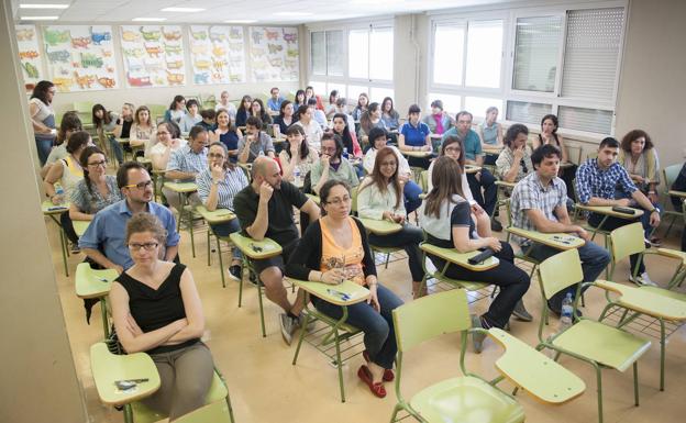 Cinco mil aspirantes se juegan desde mañana las 164 plazas de maestro que convoca Educación