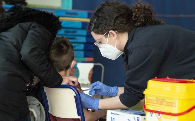 Solo cuatro de cada diez niños de entre 5 y 12 años se han vacunado contra la covid