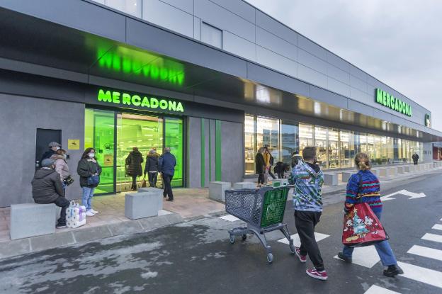 Mercadona realizó en Cantabria compras por valor de 366 millones e invirtió otros 3 en 2021