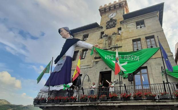 Castro Urdiales prende la mecha de su Semana Grande