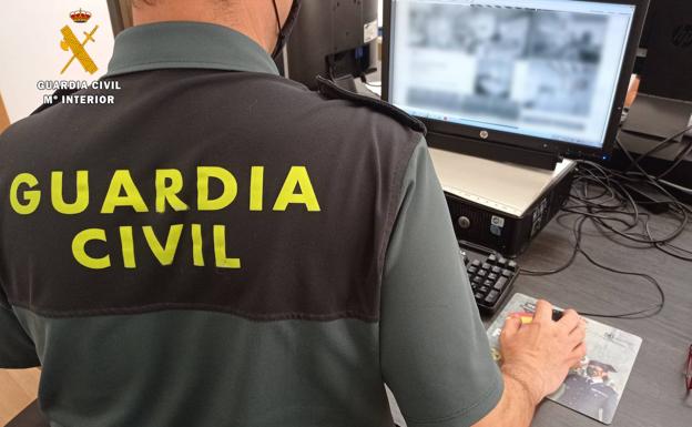 La Guardia Civil evita una estafa de más de 12.000 euros a una empresa cántabra mediante suplantación de email