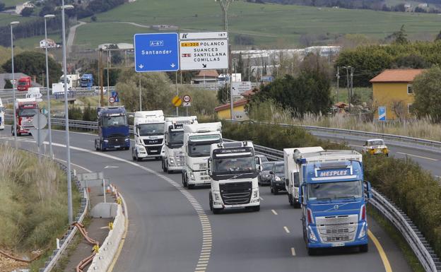 Cantabria vota 'no' en la consulta de huelga de la Plataforma en Defensa del Transporte