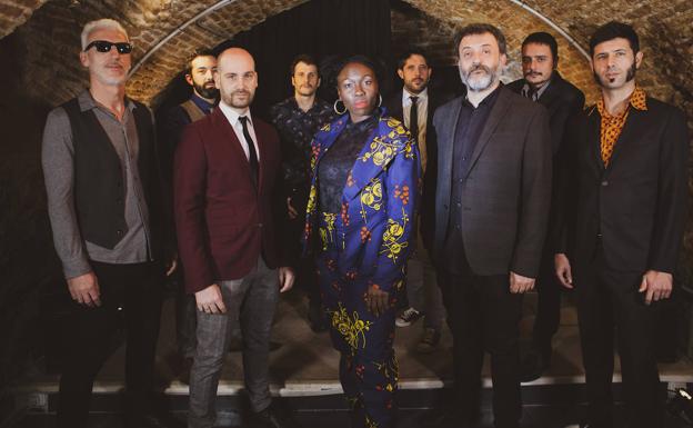 Las Noches de Felisa conectan literatura y lectores con diez recitales y conciertos