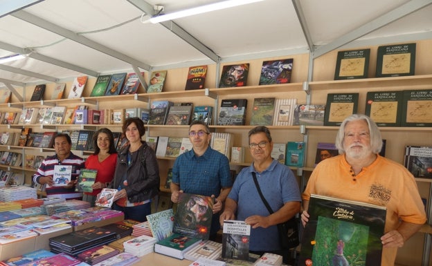 La XXIV Feria del Libro Antiguo y de Ocasión abre la persiana llena de novedades