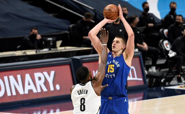 Jokic firma el contrato más alto en la historia de la NBA