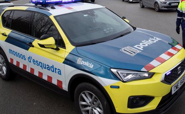 Muere un niño al caer de un segundo piso en Barcelona