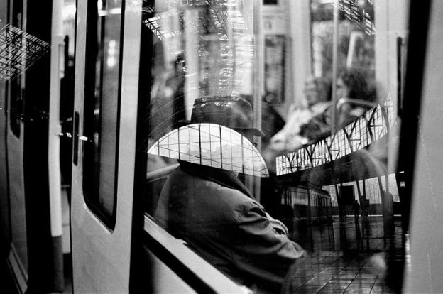 El tren 'Caminos de Hierro' llega a a la estación de Santander con cerca de 60 fotografías