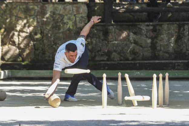 Víctor González repite en Comillas