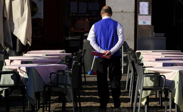 Cientos de fijos-discontinuos de Cantabria se quedan sin cobrar el paro en verano