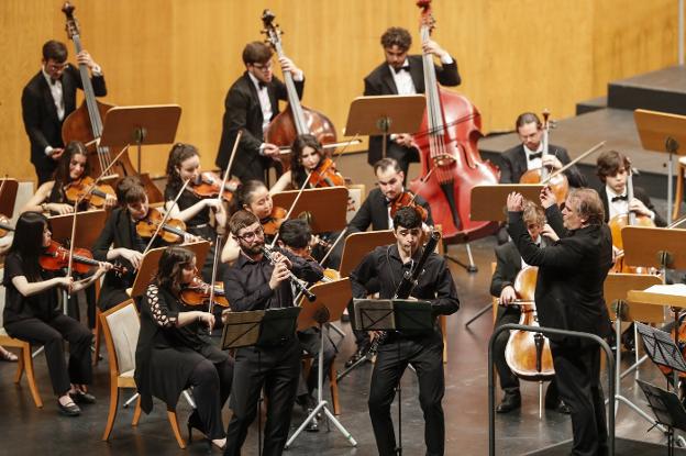 La primera lección de la Orquesta Freixenet