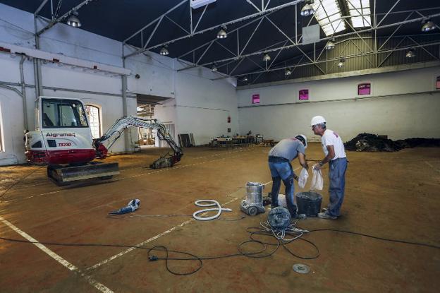 La Lechera avanza hacia la redacción de la reforma con las primeras catas del terreno