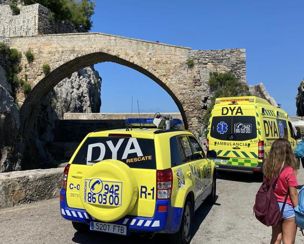 Un herido al tirarse del puente romano en Castro