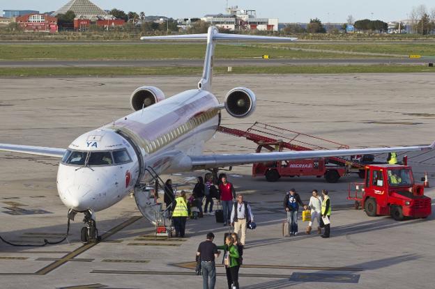 Un vuelo de la conexión con Madrid vuelve a ser cancelado para usar el avión en otra ruta