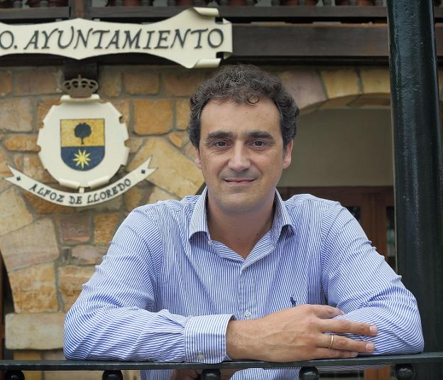 Enrique Bretones ya se recupera en casa tras su operación