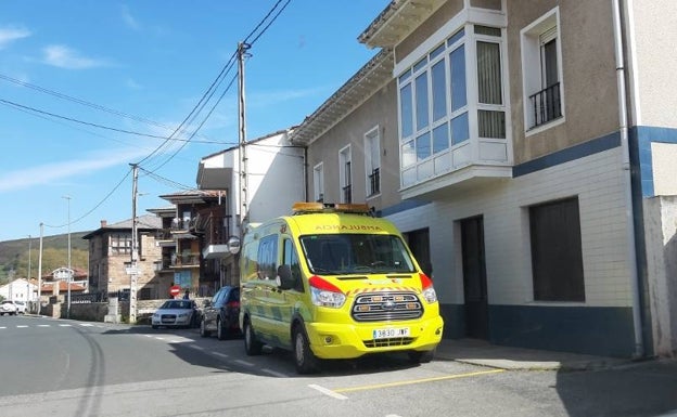 Los alcaldes de Iguña y Anievas y la plataforma hablarán este jueves con Sanidad de la ambulancia