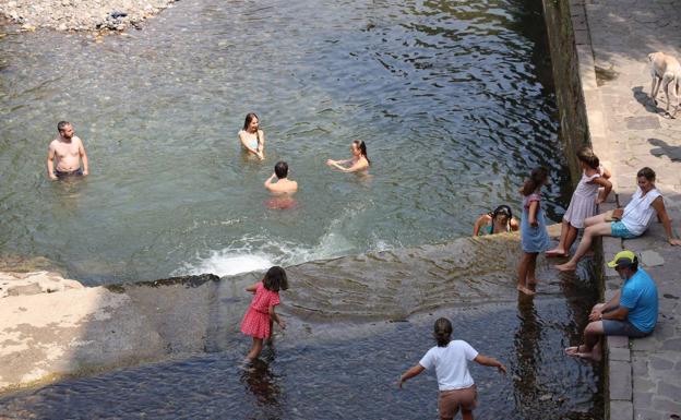 Valderredible, Mazcuerras y Cartes piden responsabilidad para evitar cortes de agua