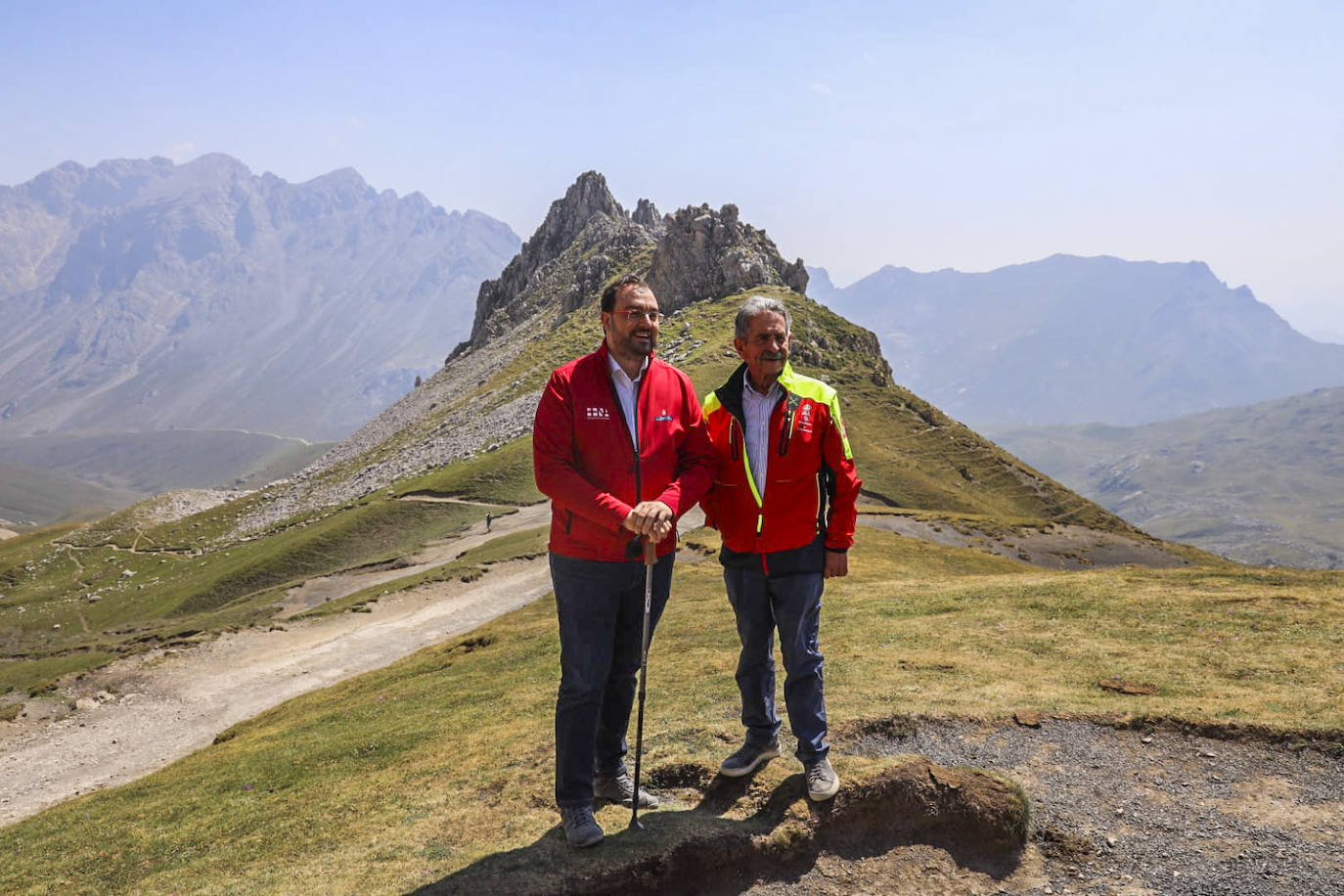 Cantabria y Asturias se hermanan en un simulacro de rescate en Picos de Europa