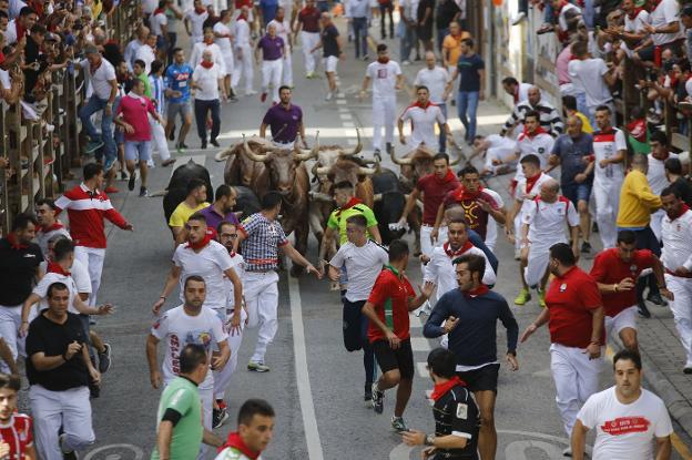 Cartel de lujo en Ampuero para estrenarse como Fiesta de Interés Turístico Nacional