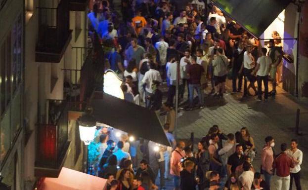 Bares, discotecas y restaurantes cerrarán una hora más tarde en la Semana Grande