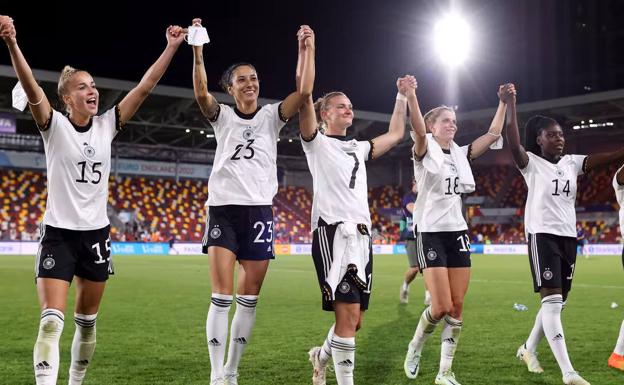 El fútbol femenino está de moda, pero no es un fenómeno reciente