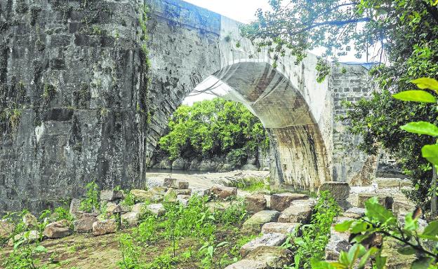 Las obras de emergencia del Puente de Oruña acabarán a finales de septiembre