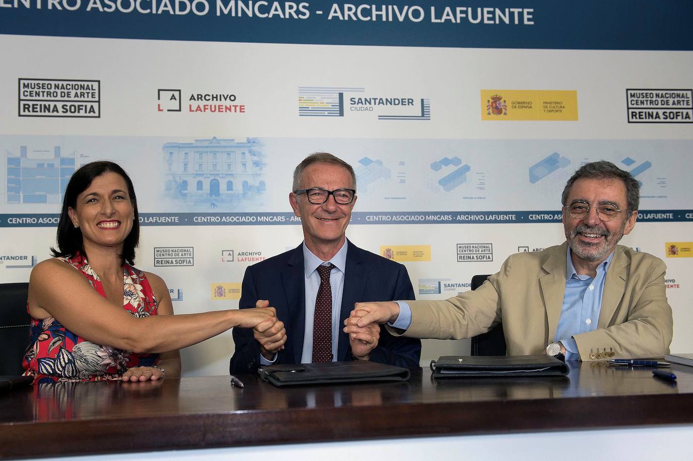 El acuerdo para el Archivo Lafuente en imágenes