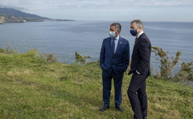 Revilla y Urkullu firmarán mañana en Lanestosa el convenio sanitario entre Cantabria y País Vasco