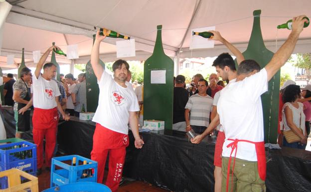 Escalante, hasta arriba de culines de sidra