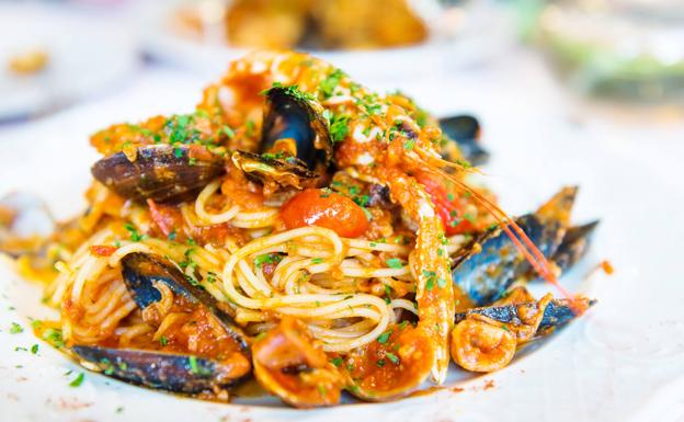 Para hoy, pasta con mejillones picantes