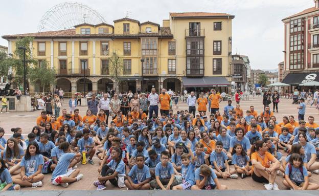 Cerca de 150 niños participan en el XXIII Campamento Urbano del SOAM en Torrelavega