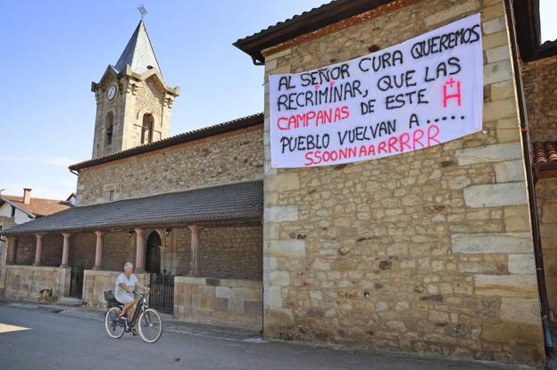 La campana vuelve a sonar de noche en Herrera de Ibio... de momento